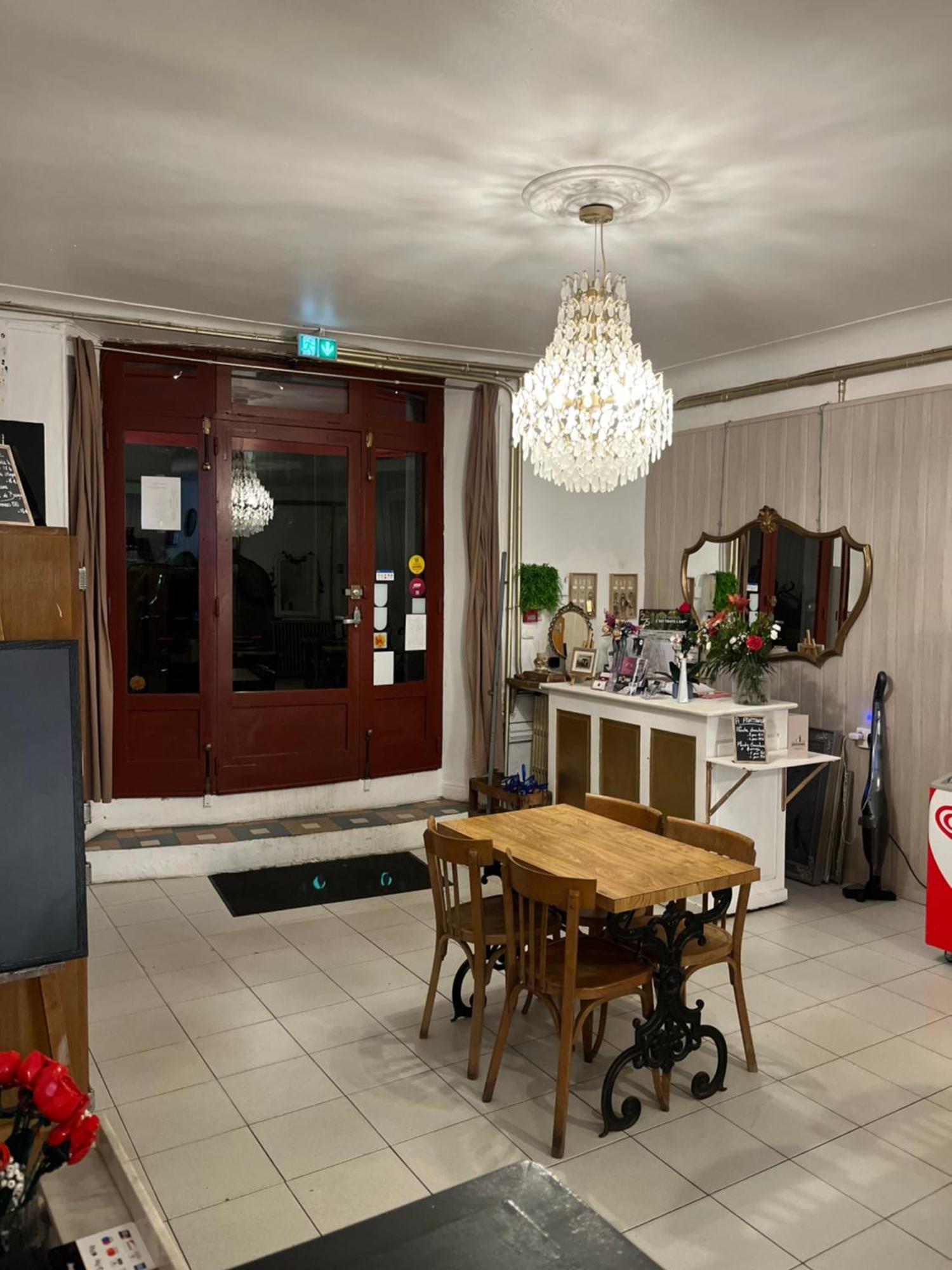 Café du commerce Genolhac Esterno foto